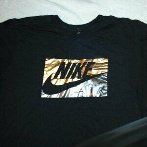 Nike T-Shirt Mens Large Black/Gold/Silver
